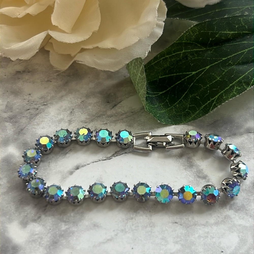 Vintage WEISS 60’s light blue rhinestone aurora borealis AB tennis bracelet 7”